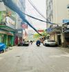 Bán nhà 30m ra đường Láng - Đống Đa - phân lô - ô tô tránh - MT 5.2m - giá chào 18.5 tỷ