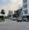 Bán căn biệt thự 3.5 tầng cao đức vạn an dt 168m mt 8m giá 11.2 tỷ