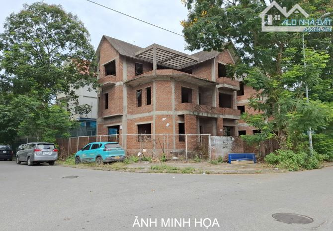 Biệt thự rẻ nhất Cầu Bươu - Lô Góc Biệt thự KĐT Cầu Bươu 370m2 x 4 tầng giá 59.5 tỷ SĐĐĐ