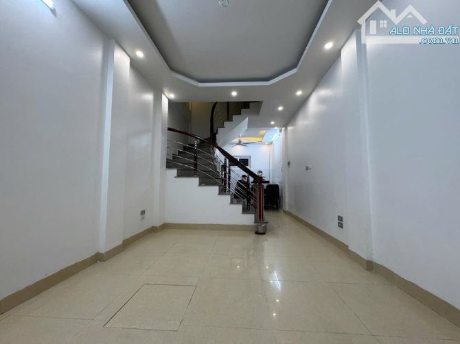 CẦN BÁN NHÀ 5 TẦNG, MỖ LAO, HÀ ĐÔNG, DT 31M2, MT 3.8M, GIÁ 9.25 TỶ, Ô TÔ