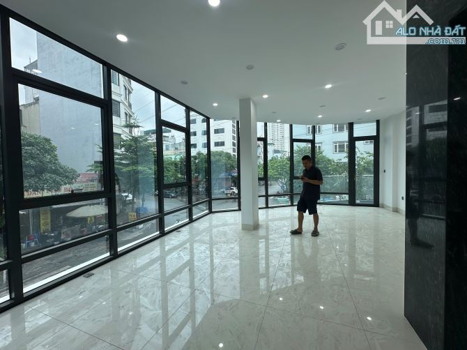 Cho thuê văn phòng Mậu Lương- Kiến Hưng, diện tích 60 m2/tầng, lô góc view đẹp
