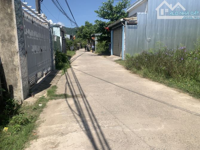 LÔ GÓC KIỆT – HOÀNG VĂN THÁI – NGANG 7M – GIÁ CHỈ 2.45 TỶ - LCU141