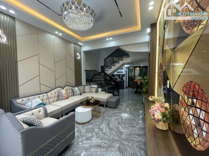 Bán nhà  An Đà , Đằng Giang , Ngô Quyền . 4,15 tỷ , 4 tầng , 43m .