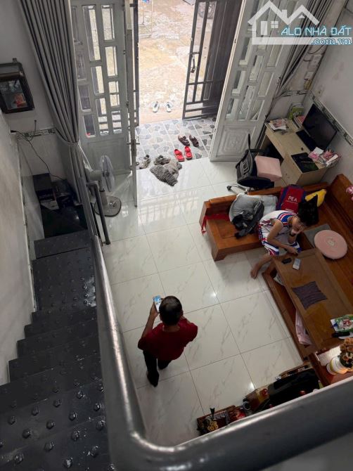 Bán Nhà Linh Xuân Hẻm Xe Hơi 46m2 2 Tầng 3 PN SHR Chỉ 3,3 Tỷ có TL