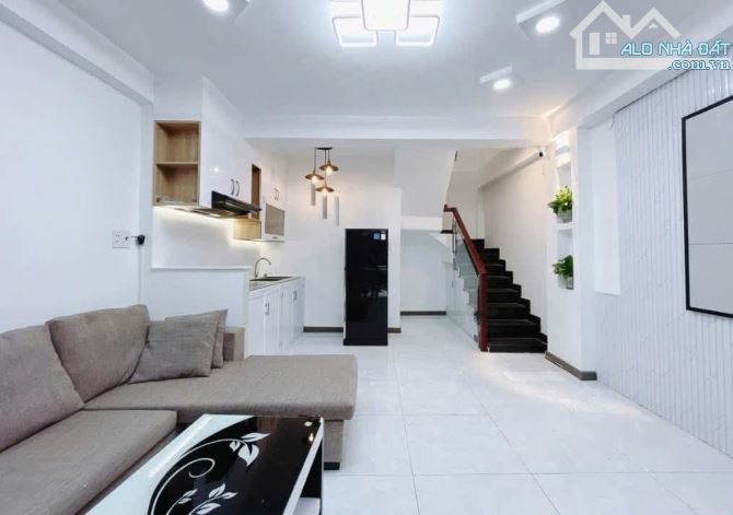 🏠 NHÀ MỚI VÀO Ở NGAY - HÀNG XÓM PHÚ MỸ HƯNG - P. TÂN PHÚ,  2 TẦNG - 30M2 - 3 TỶ - SHR