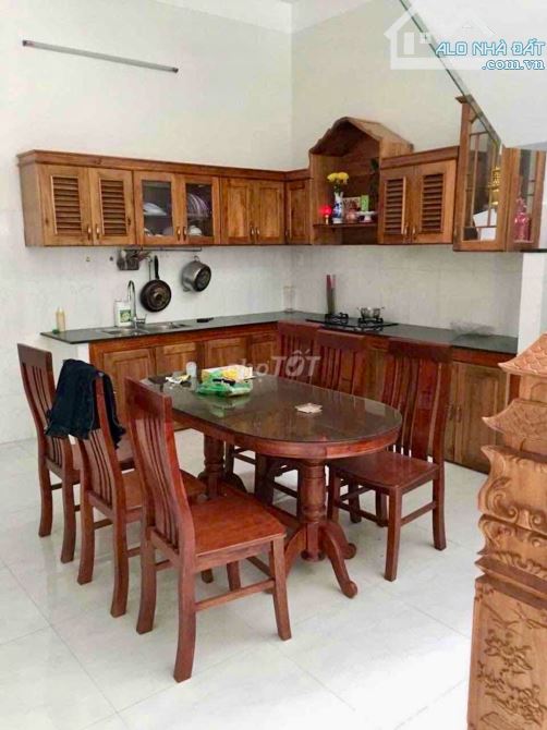 CỰC RẺ NHÀ 2 TẦNG MẶT TIỀN XUÂN THIỀU 101 M2 VIEW KHU TMTD GIÁ CHỈ 4,95 TỶ