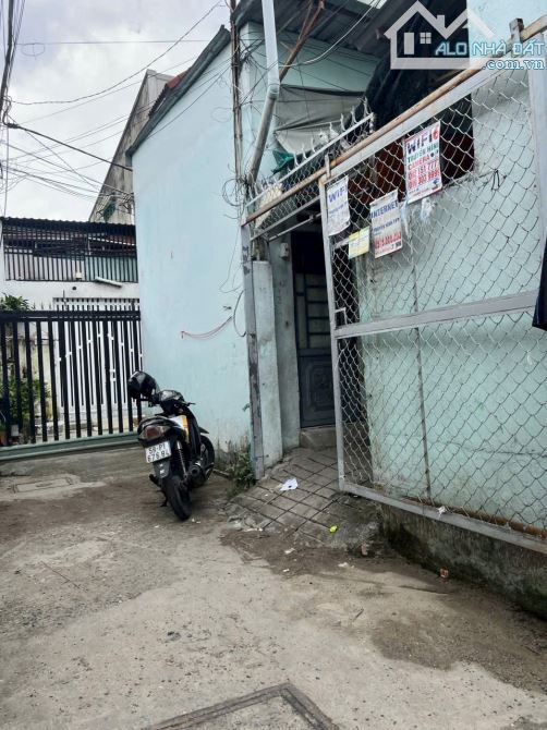 CẦN BÁN GẤP NHÀ TRỌ GIÁ RẺ,NGÃ TƯ LINH XUÂN, THỦ ĐỨC 279M2 ( 10 X 28 ) 20 PHÒNG- 9 TỲ 7