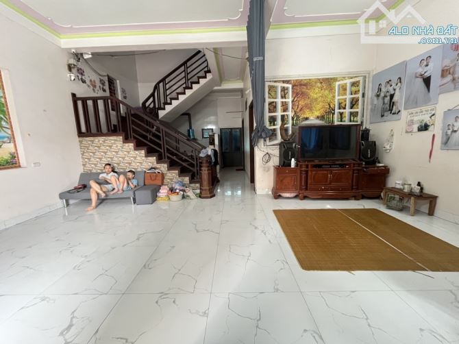 Bán Nhà - kim Lũ( Sóc Sơn) - 150M2 Full Thổ Cư - 7,3 Tỷ - Đường Thông Ô Tô Tránh - Vỉa Hè
