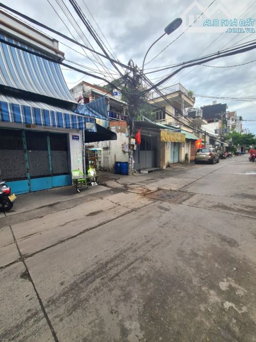 Bán nhà hẻm 6m Thoại Ngọc Hầu-ngang 4.1m-sổ vuông-3 tỷ hơn