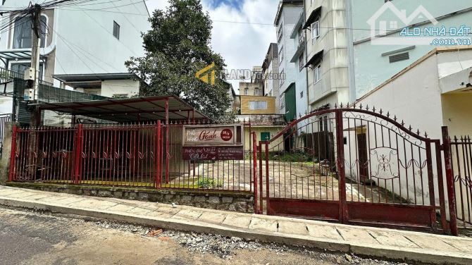 Bán đất tặng nhà hẻm lớn Pasteur 334m2 giá 18 tỷ tl