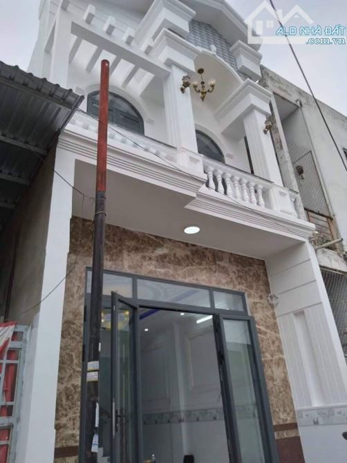 💦 Nhà 1 trệt 1 lầu trục chính hẻm 381 tổ 6 đường Trần Nam Phú.