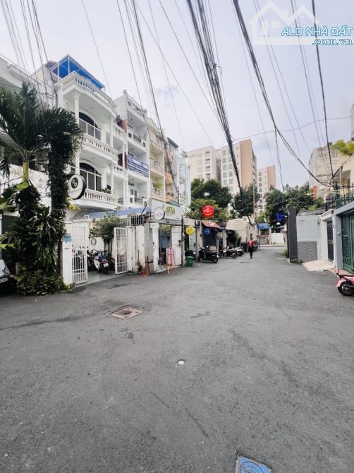CHÍNH CHỦ BÁN NHÀ TRUNG TÂM QUẬN 1, NGUYỄN BỈNH KHIÊM. 65M2 NHÀ 2 TẦNG CŨ 👉 20 Tỷ.