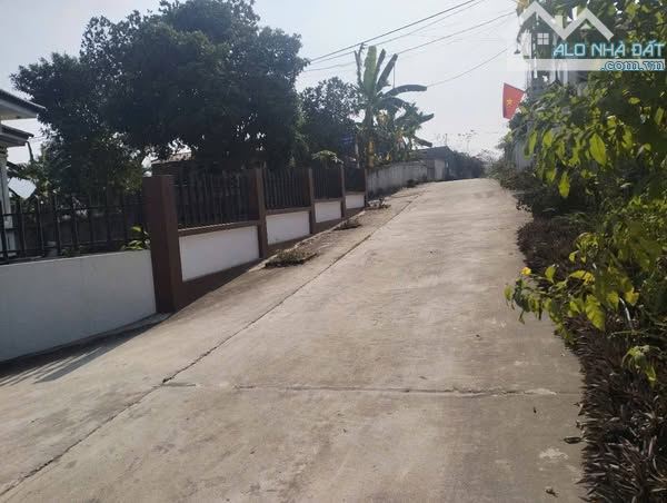 2,3 tỷ đất Ba Trại, 610m2 trong sổ cho thêm 300m2 ngoài sổ, view đẹp, đường 2 ô tránh