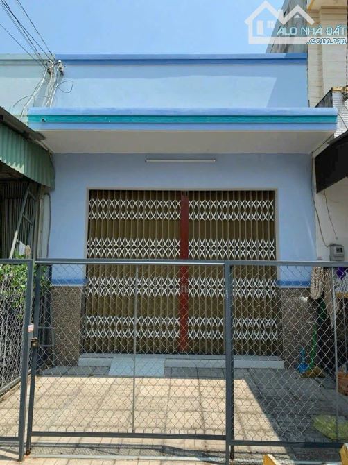 Bán gấp căn nhà c4 tại tân an hội, củ chi 80m2 giá 680 triệu sổ hồng riêng