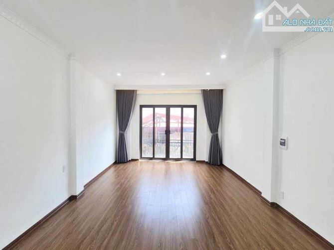 💥 NHÀ ĐẸP LÝ SƠN – VỊ TRÍ VÀNG – GIÁ HẤP DẪN 💥  📍 Gần chung cư Homeland, vài bước ra đư