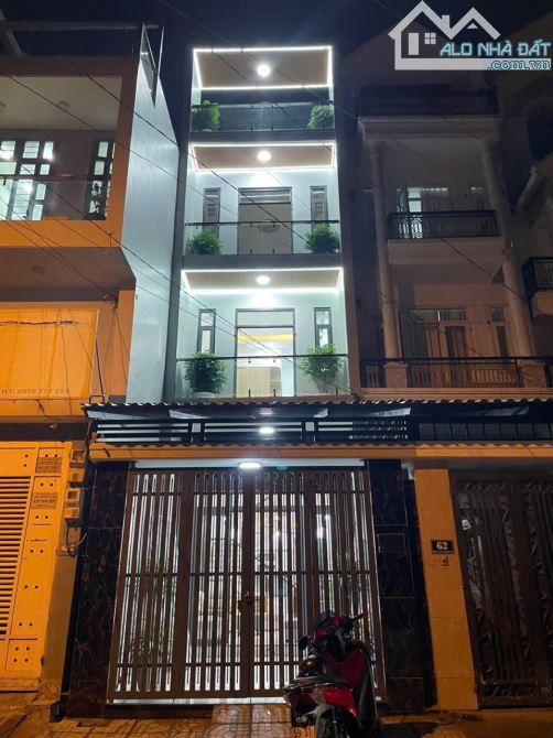 Nhà Mặt Tiền Thạnh Xuân 43 , 1 trệt 3 lầu ( 4M x 15M ) kinh doanh buôn bán