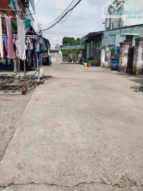 Bán đất thổ. Hẻm xe hơi quay đầu. Tân Thới Nhì 9. Hóc Môn