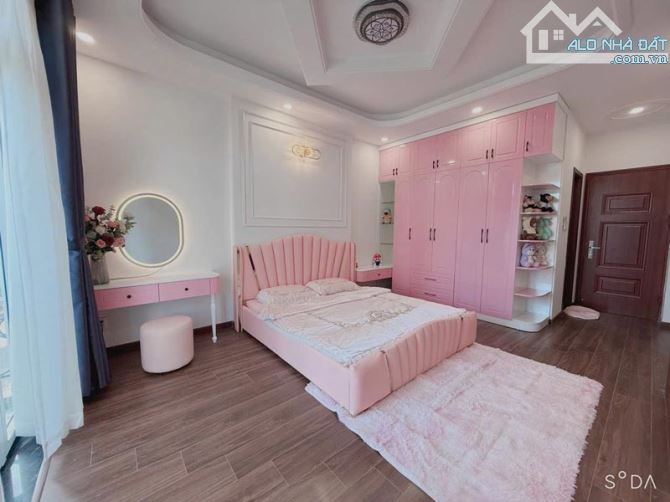 BÁN NHÀ 6 TẦNG MỚI – FULL NỘI THẤT CAO CẤP – P. BÌNH THUẬN, Q.7