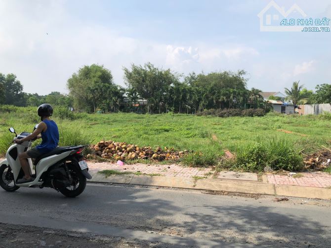 Cần bán lô đất 131m2 giá 700 triệu đường Hồ Văn Tắng, xã Tân Phú Trung, Củ Chi