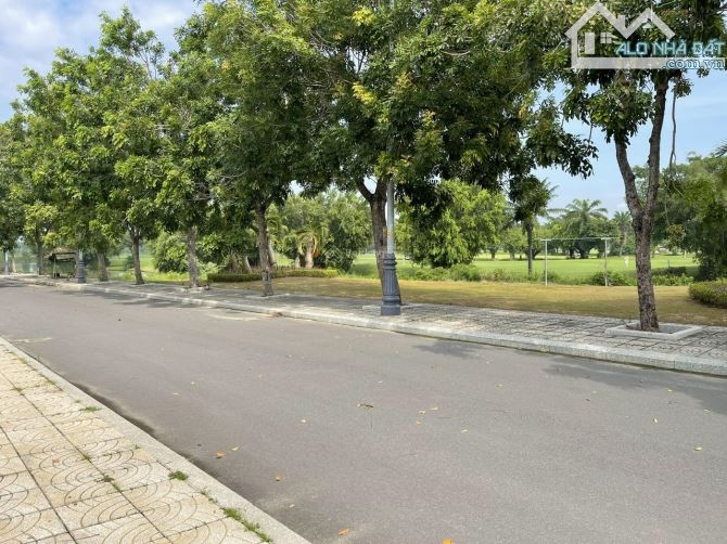 Đất nền Long Thành! Mặt tiền rộng rãi-Cách sb Long Thành 7p di chuyển-SHR-Chỉ 900 triệu