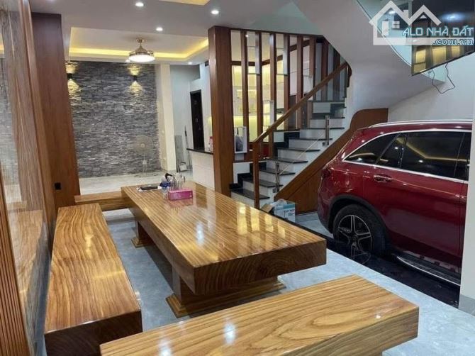 AN DƯƠNG VƯƠNG - NHẬT TẢO, TÂY HỒ, 80m2 Xây 3 tầng. Mặt tiền 6.8m, Gara ô tô