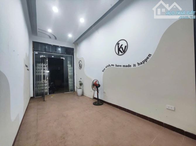 CHÍNH CHỦ CHO THUÊ NHÀ NGUYÊN CĂN PHỐ KIM MÃ – NGÕ Ô TÔ TRÁNH – CÁCH PHỐ CHỈ 20M