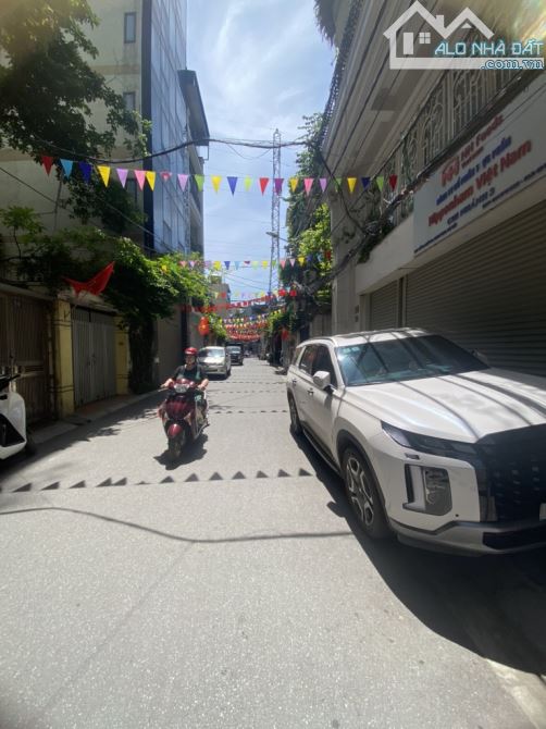 Bán nhà phố Minh Khai - Hai Bà Trưng, ô tô tránh, gara, 72m2 x 6 tầng, mặt tiền rộng 7.3m,