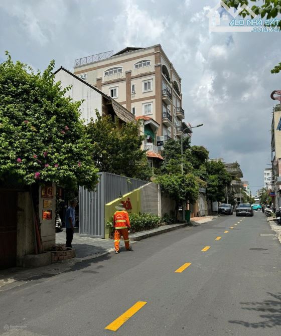 Bán nhà tiện xây mới mặt tiền Đặng Dung Quận 1, 14,1 x 25m vuông vức cn 341 m2