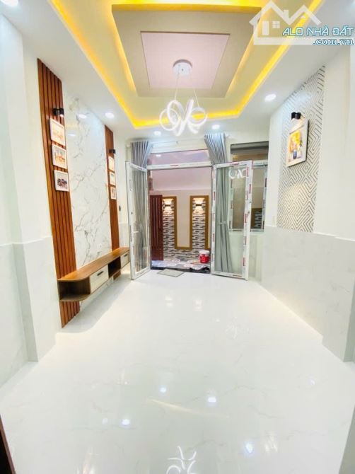 (Q8) NHÀ BÁN - BÌNH ĐÔNG - N.HÀ MỚI VÀO Ở NGAY - KHU DÂN CƯ HIỆN HỮU - SHR - NHỈNH 3TỶ