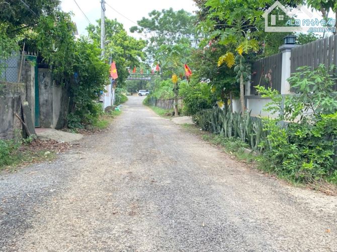 Mảnh đất 1450m2 Hoàng Văn Thụ cách đường mòn HCM 200m nhận làm full thổ cư phân lô siêu LN