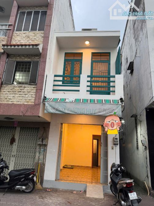 Bán nhà mặt tiền Dương Bá Trạc P2-Q8