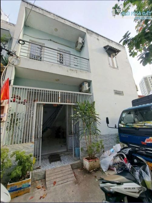 Nhà Mặt Tiền 8m Ngay Bệnh Viện Bình Tân. 58m2, Đường 8m, 4 tỷ 2 còn TL