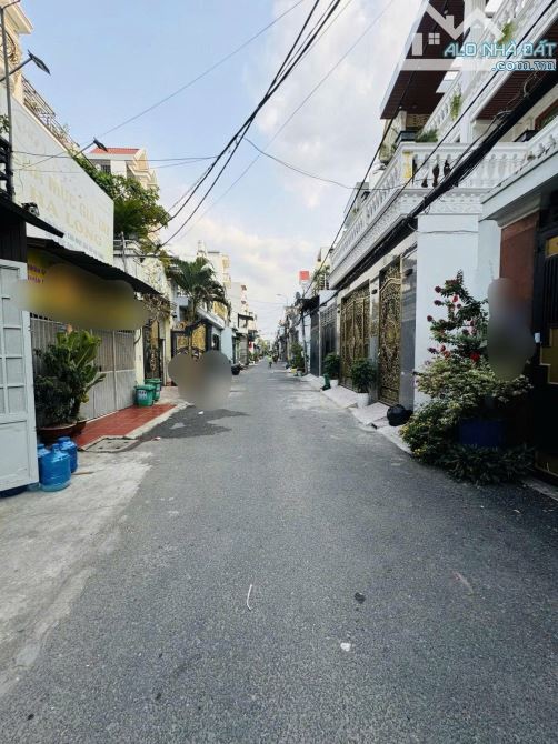 BÁN NHÀ NGUYỄN ẢNH THỦ Q12 - 82M2 ( 4.2M X 20M) - ĐƯỜNG NHỰA 7M THÔNG - HƠN 5 TỶ.