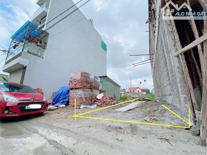 vị trí trung tâm Thuỷ Sơn- giáp bên KĐT GÒ GAI Ngay đối diện nhiều dự án