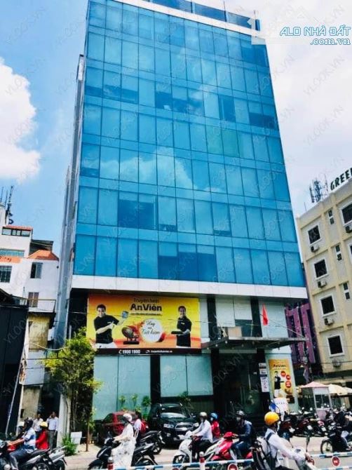 Bán toà Văn Phòng 8 tầng mặt phố Tô Vĩnh Diện, Thanh Xuân, 120m², 2 mặt thoáng, đẳng cấp.