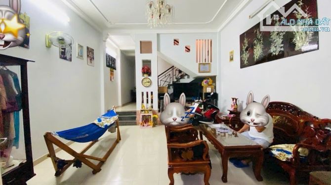 NHÀ ĐẸP 2 TẦNG – CHÍNH CHỦ LÂU ĐỜI – PHƯỚC LONG B – CHỈ 5.2 TỶ!