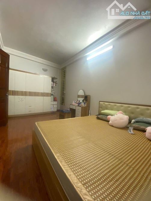 VÕ CHÍ CÔNG 33/40m2, 5 TẦNG, MT 4m, 6.7 TỶ