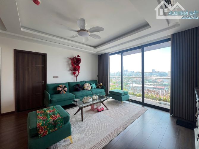 BÁN CĂN CHUNG CƯ CAO CẤP GREEN DIAMOND-LÁNG HẠ, 138M2, 3 NGỦ, FULL NỘI THẤT, GIÁ 19 TỶ