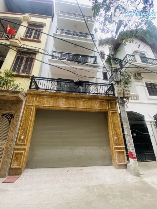 NGÕ Ô TÔ VÀO NHÀ Ở ĐẲNG CẤP VĂN PHÒNG TUYỆT ĐỈNH THANG MÁY NHÀ MỚI ĐẸP XỊN XÒ CHỐT GẤP