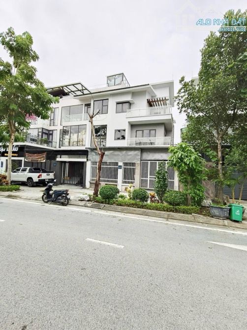 Bán biệt thự foresa xuân phương nam từ liêm