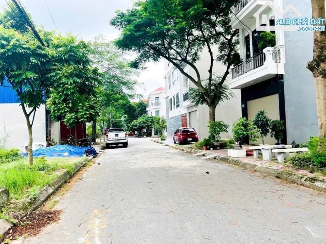 MR Đ.ANH-  BÁN LÔ ĐẤT PHÂN LÔ ĐẸP TẠI AN TRÌ 💰 Giá chỉ: 2,4 tỷ – Mua nhanh lời ngay!
