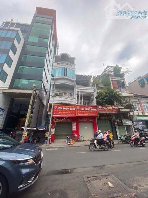 Góc 2 mặt tiền nguyễn hữu cầu ngang trên 6.5m phường tân định quận 1