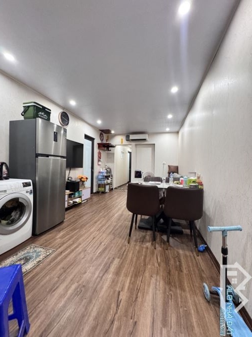 BÁN TẬP THỂ NGUYỄN TRÃI! 90M2, TẦNG 3, 3 PHÒNG NGỦ, GẦN PHỐ, THOÁNG ĐẸP, Ở NGAY!