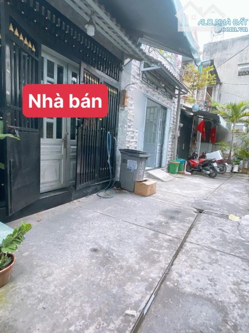 Bán nhà HXH Đường 18B, P BHHA, Quận Bình Tân DT 40m2(4x10)x2 tầng Giá 3.9 TỶ