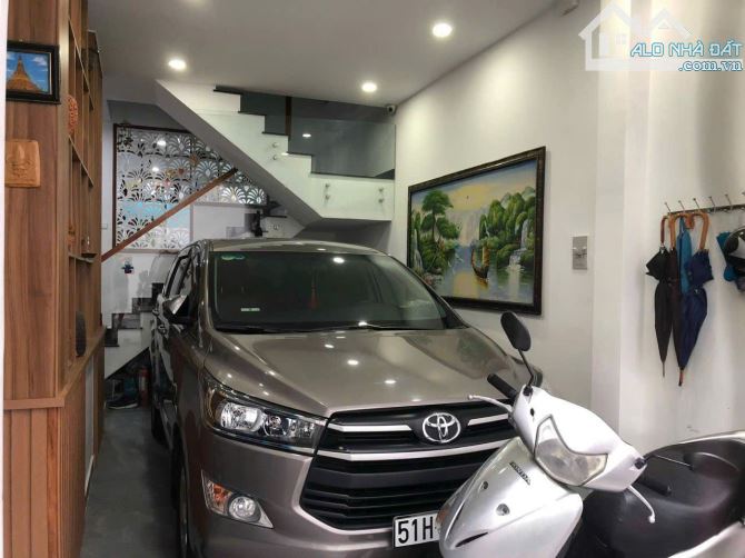 Siêu phẩm xe hơi ngủ nhà đường Tăng Bạt Hổ, 6x13m, Giá 12.2 thương lượng