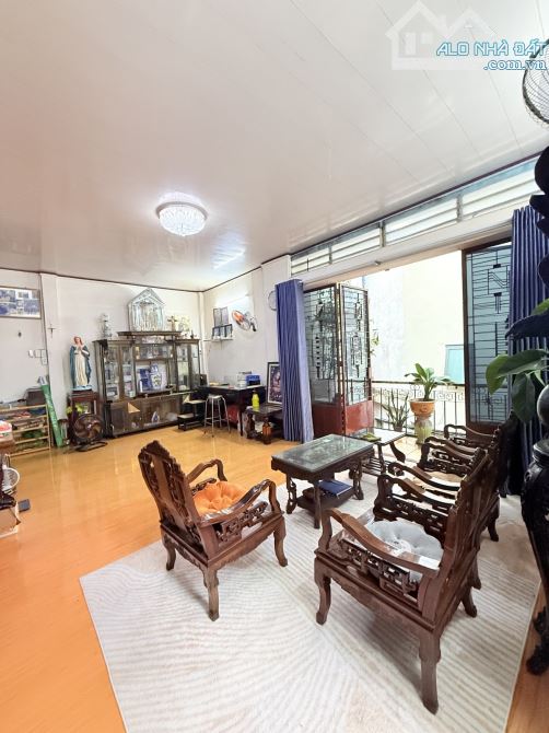 Bán nhà Lê Hồng Phong  50m2 -2 tầng -3PN– 2 mặt hẻm thoáng – Chỉ 7.99 Tỷ