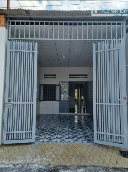 Bán vội căn nhà Đ.Trần Văn Mười, hóc môn 132m2 SHR 2PN. Giá 999 Triệu