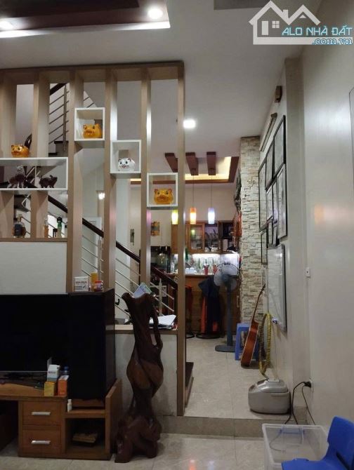 Bán nhà đường  Mỹ Đình quận Nam Từ Liêm - Sổ đỏ 56m2 - giá chỉ 12 tỷ