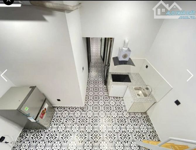 NHỈNH 8 TỶ - CCMN DÒNG TIỀN – VỊ TRÍ VIP -  TRUNG TÂM CẦU GIẤY - 5 TẦNG THANG MÁY - PCCC