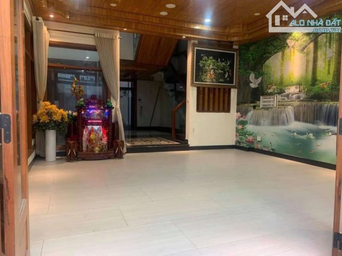 Bán biệt thự nam kì khởi nghĩa quận 3 khuôn đất đẹp ngang 7.5 dài 20